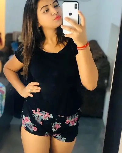 Dhaniakhali Escorts